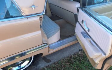 Lincoln-premiere-1959-8