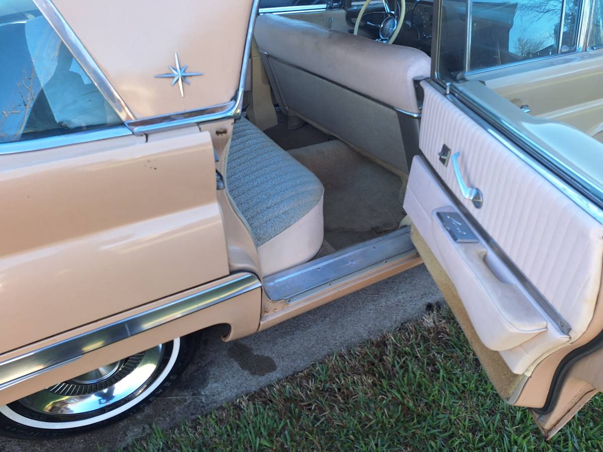 Lincoln-premiere-1959-8