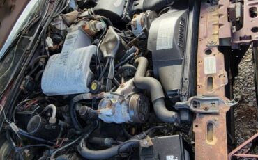 Lincoln-town-car-1986-11