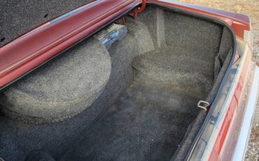 Lincoln-town-car-1986-2