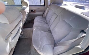 Lincoln-town-car-1990-2