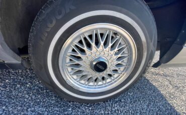 Lincoln-town-car-1990-6