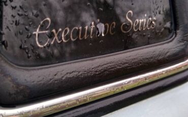 Lincoln-town-car-1990-blue-10