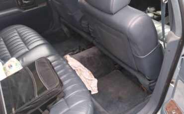 Lincoln-town-car-1990-blue-13