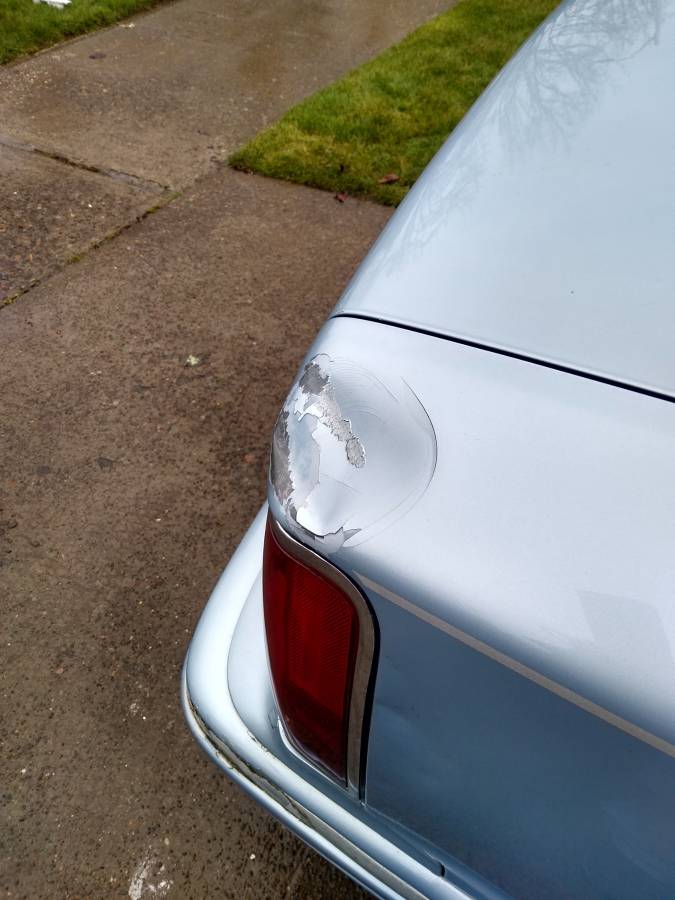 Lincoln-town-car-1990-blue-15