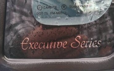 Lincoln-town-car-1990-blue-16