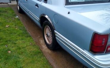 Lincoln-town-car-1990-blue-18