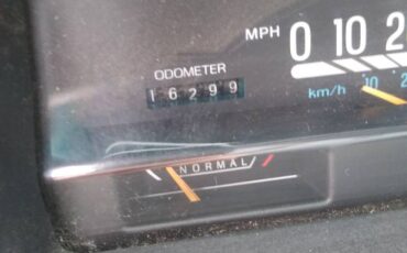 Lincoln-town-car-1990-blue-6