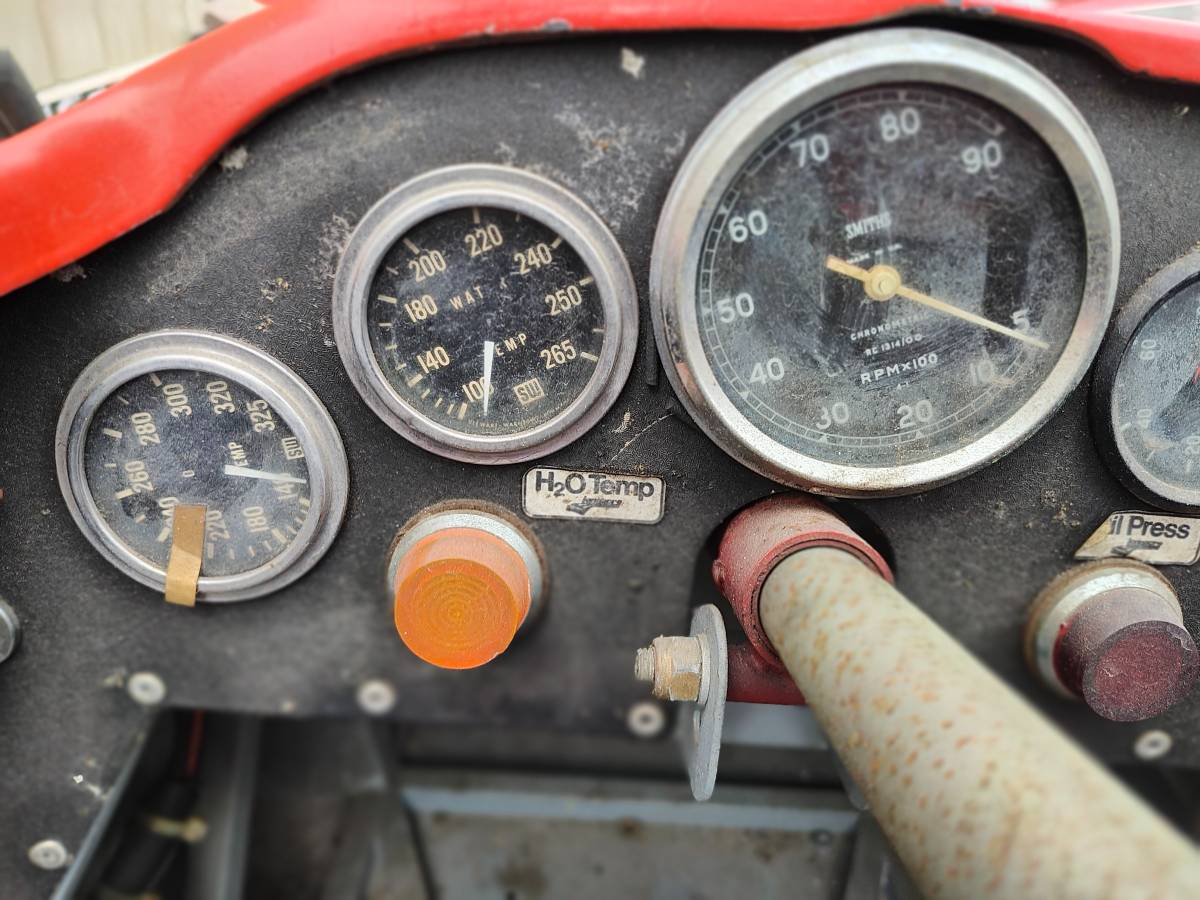 Lola-uk-t-342-f-2000-1976-10