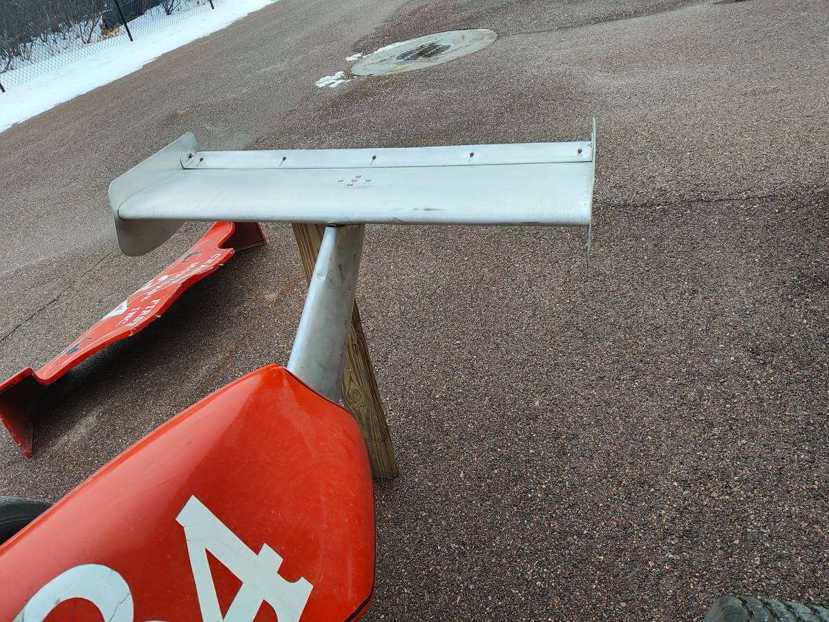 Lola-uk-t-342-f-2000-1976-11