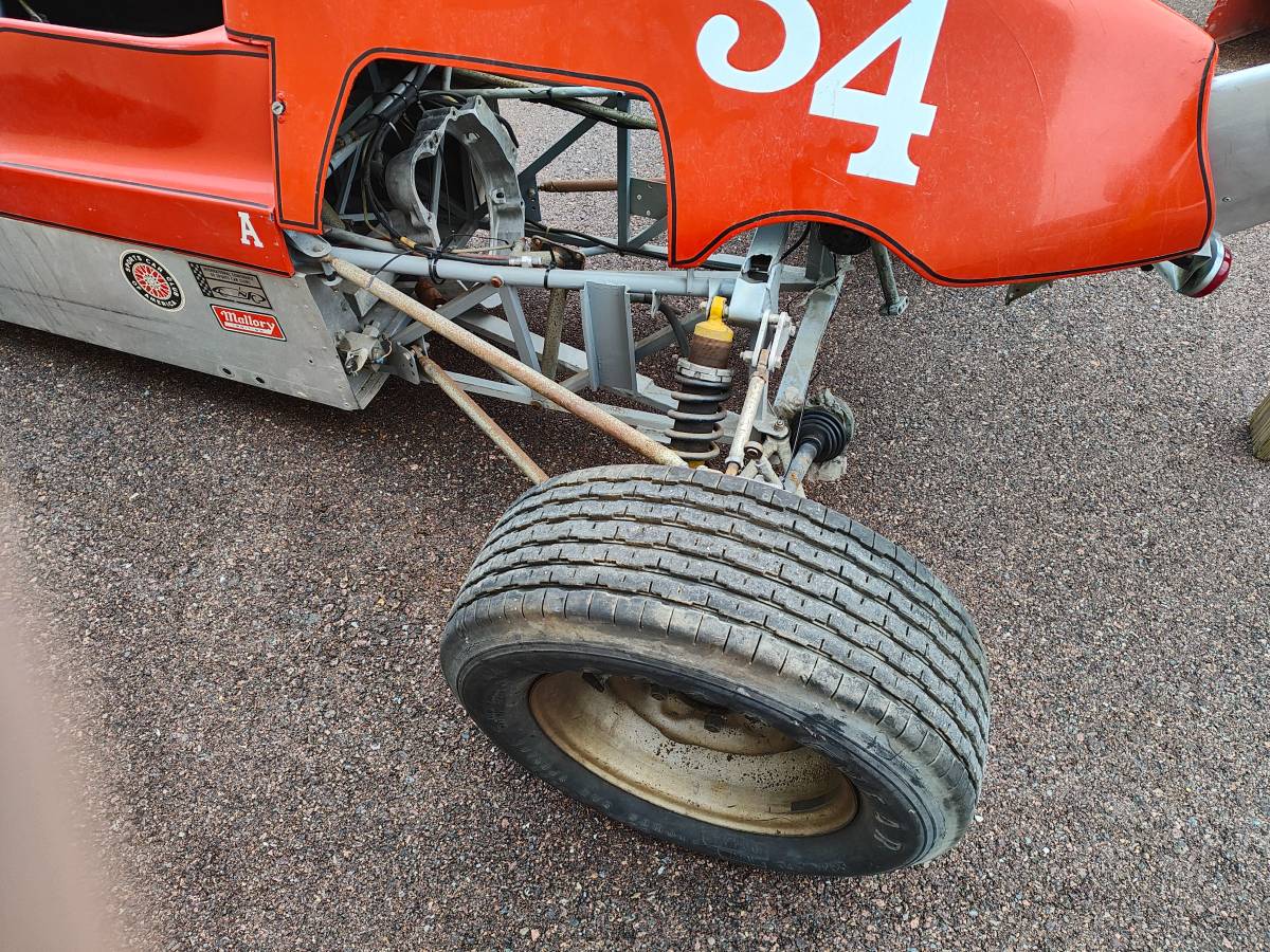 Lola-uk-t-342-f-2000-1976-14