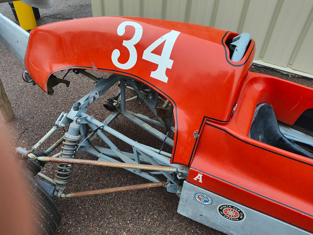 Lola-uk-t-342-f-2000-1976-16