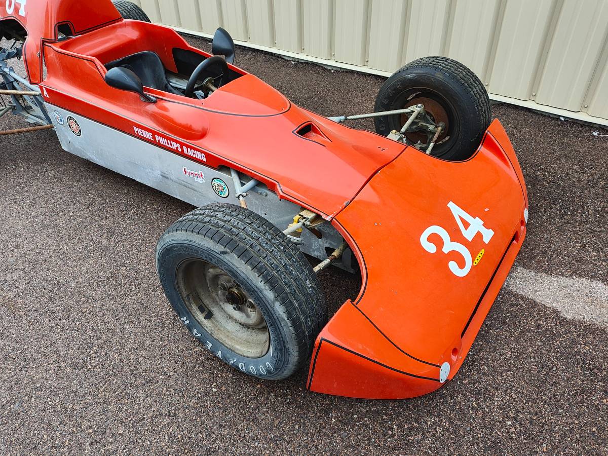 Lola-uk-t-342-f-2000-1976