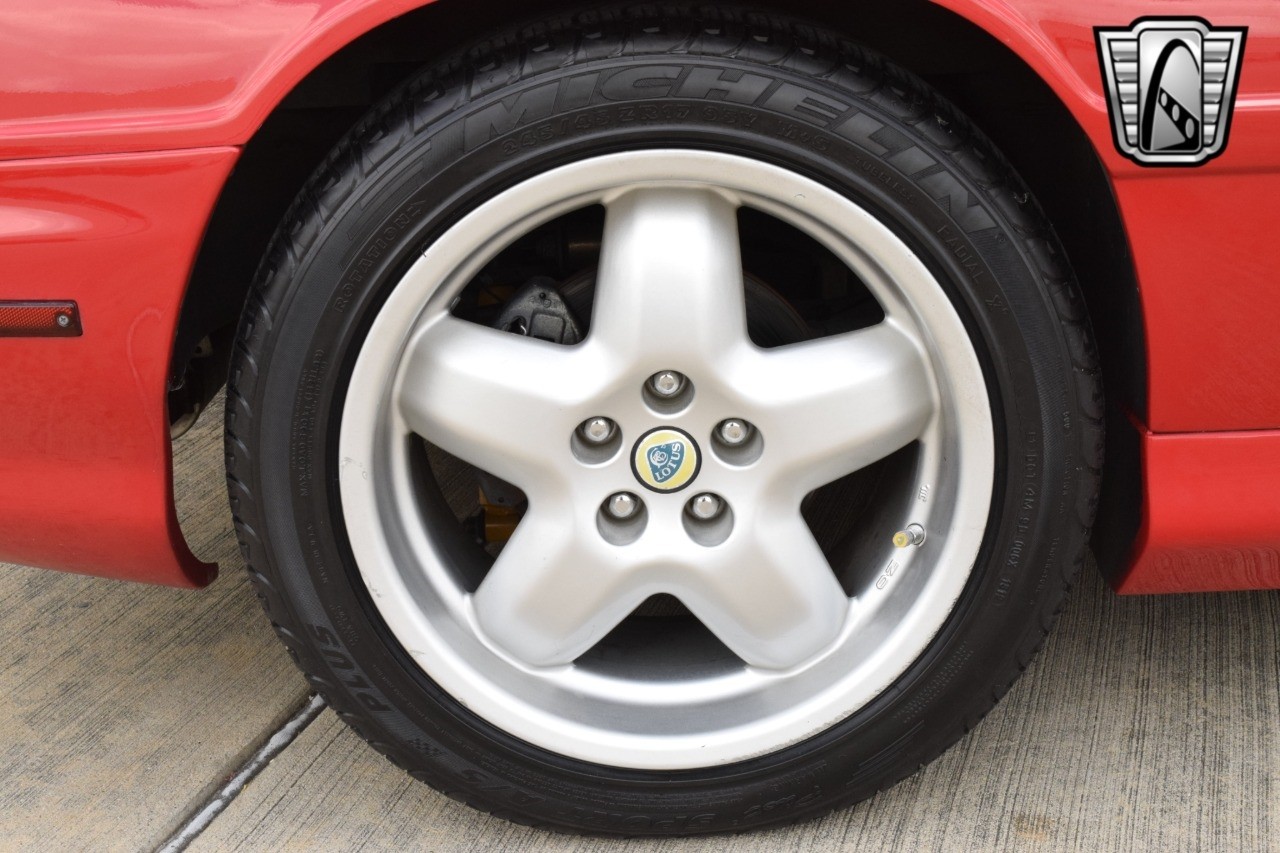 Lotus-Esprit-S4-1994-coupe-10