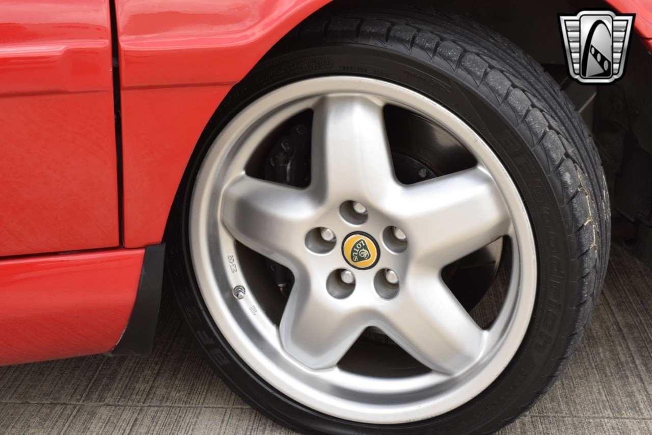 Lotus-Esprit-S4-1994-coupe-11