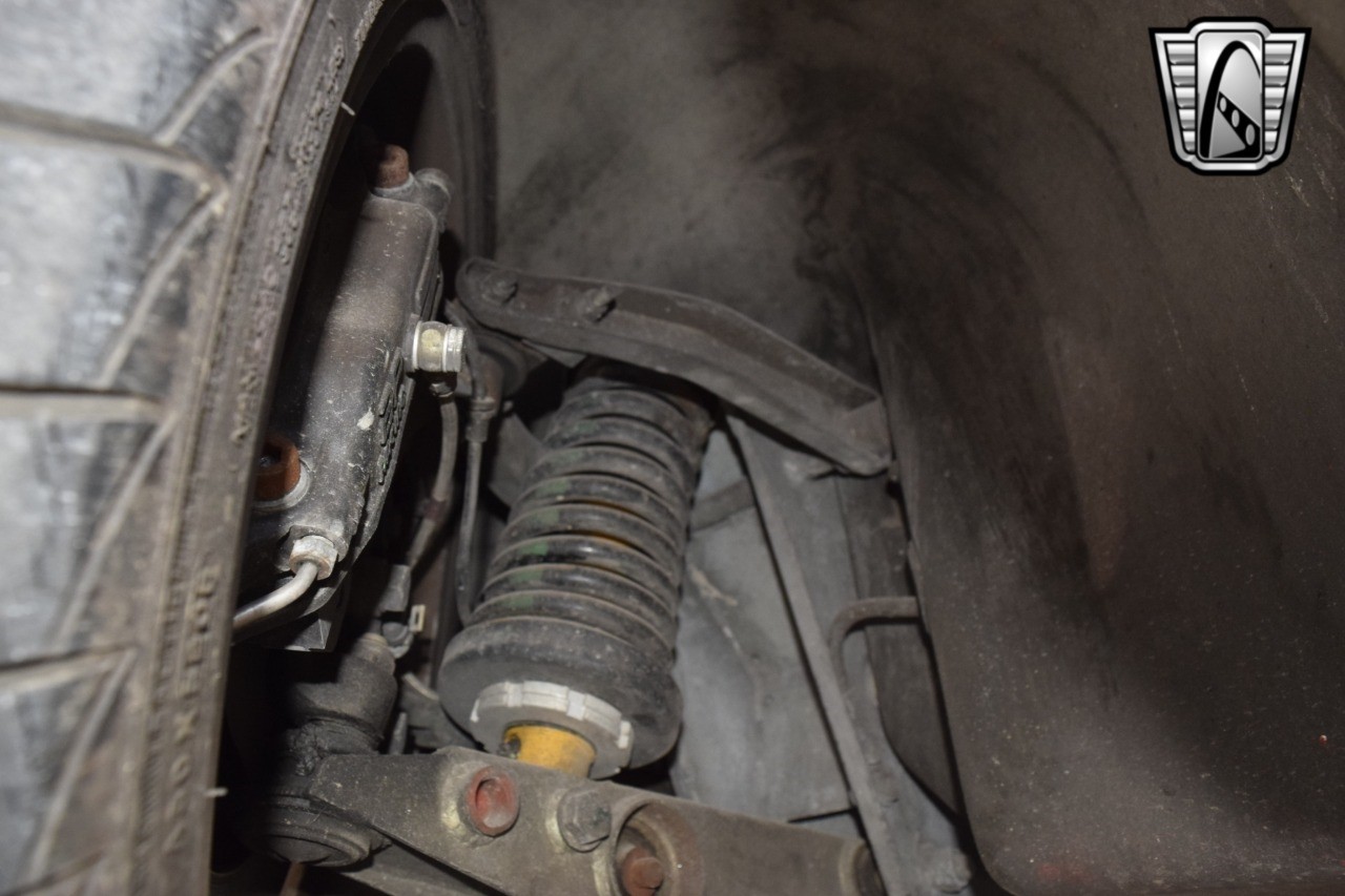 Lotus-Esprit-S4-1994-coupe-13