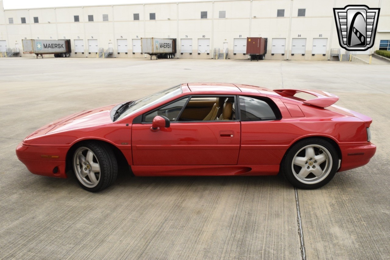 Lotus-Esprit-S4-1994-coupe-2