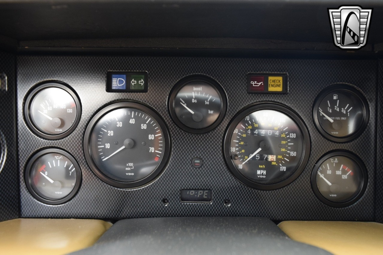 Lotus-Esprit-S4-1994-coupe-24