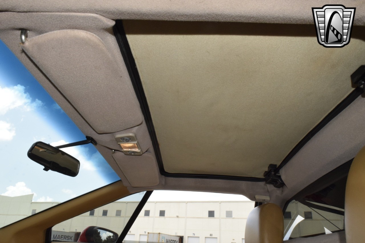 Lotus-Esprit-S4-1994-coupe-25