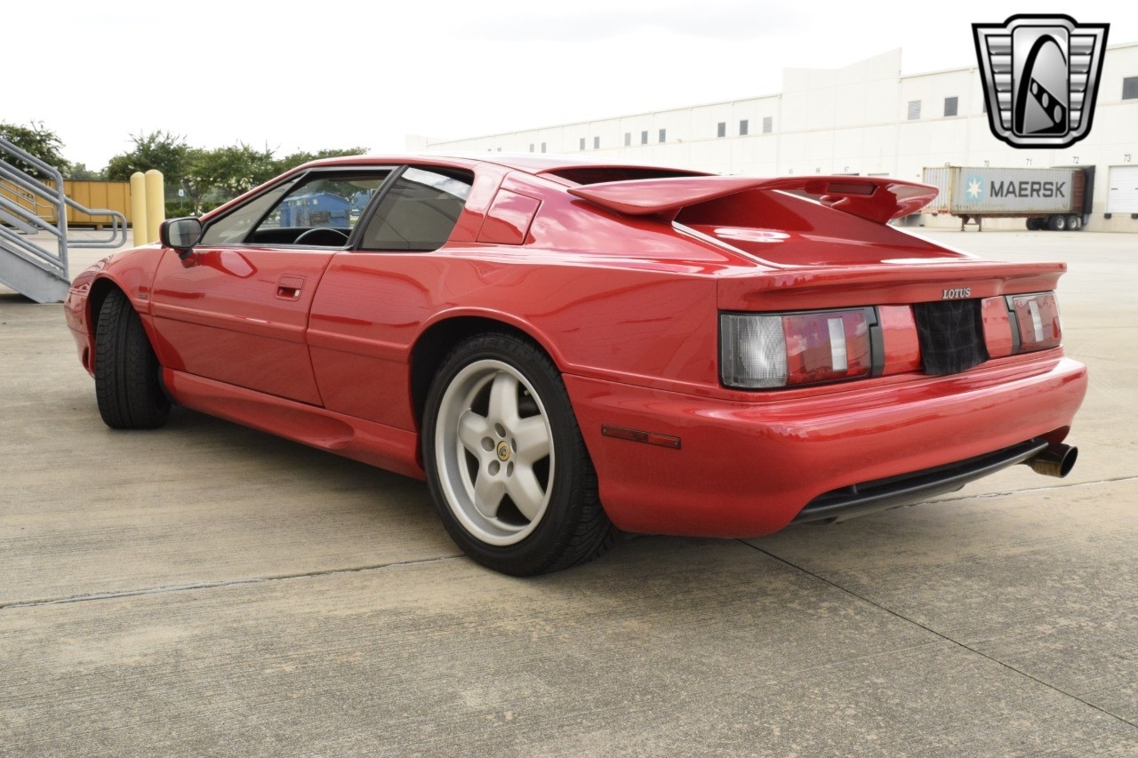 Lotus-Esprit-S4-1994-coupe-3