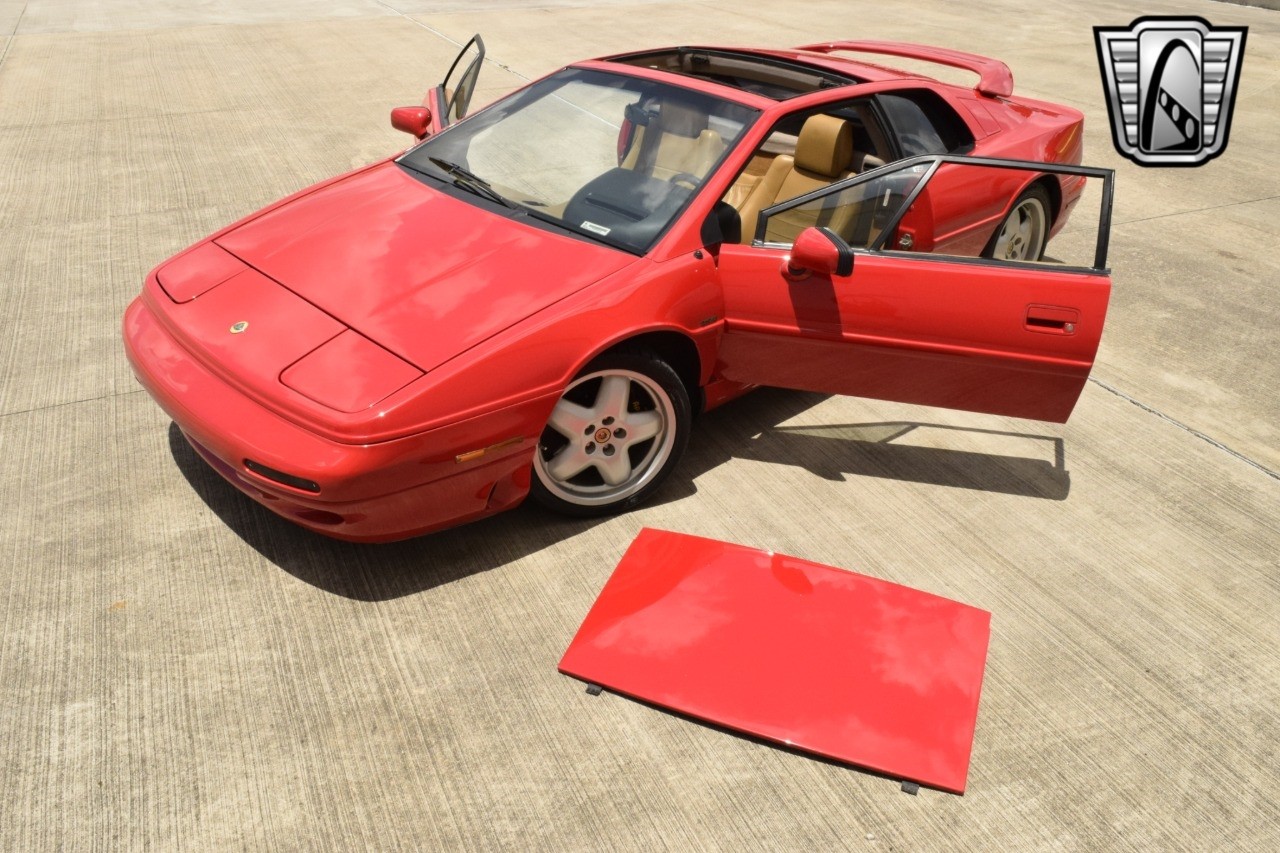 Lotus-Esprit-S4-1994-coupe-31