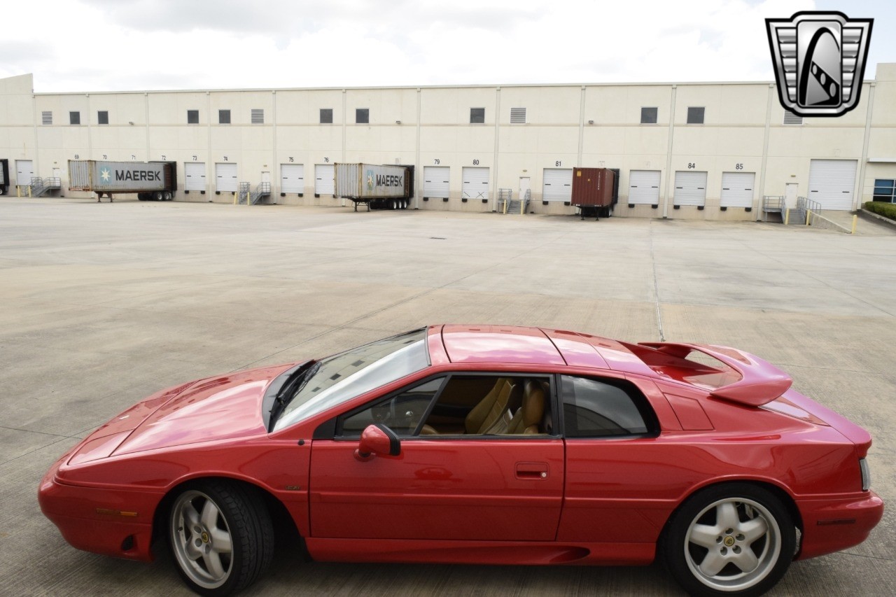 Lotus-Esprit-S4-1994-coupe-34
