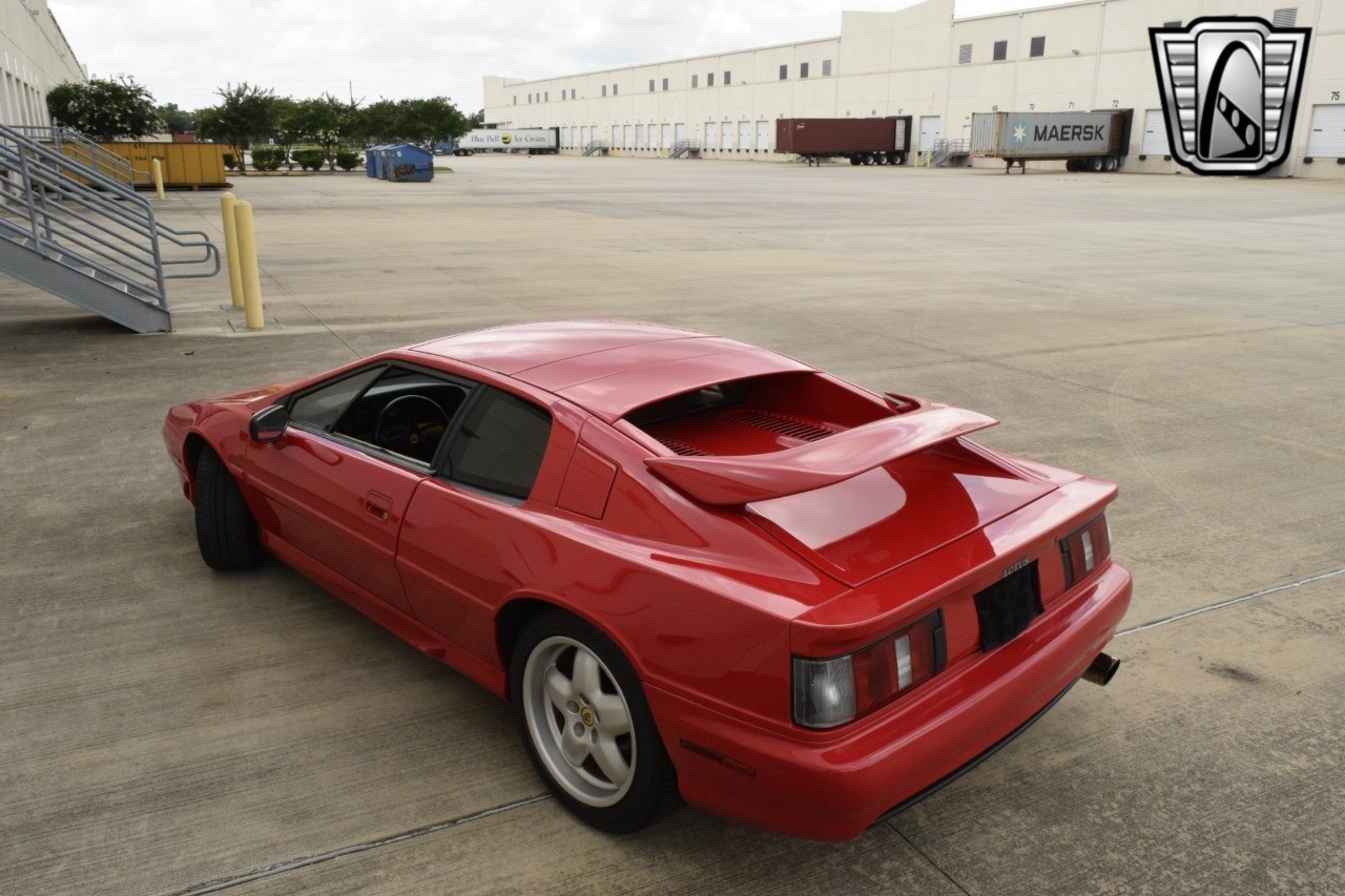 Lotus-Esprit-S4-1994-coupe-36
