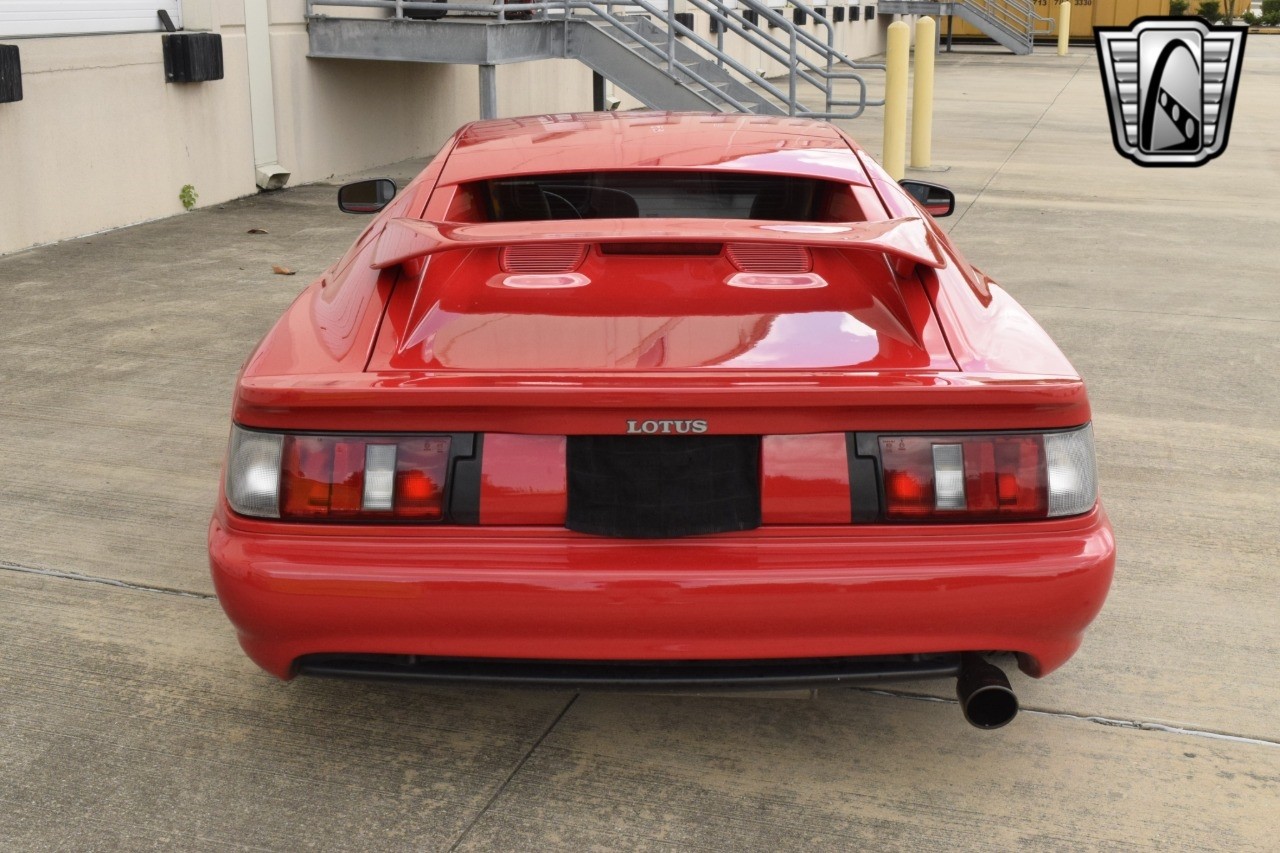 Lotus-Esprit-S4-1994-coupe-39