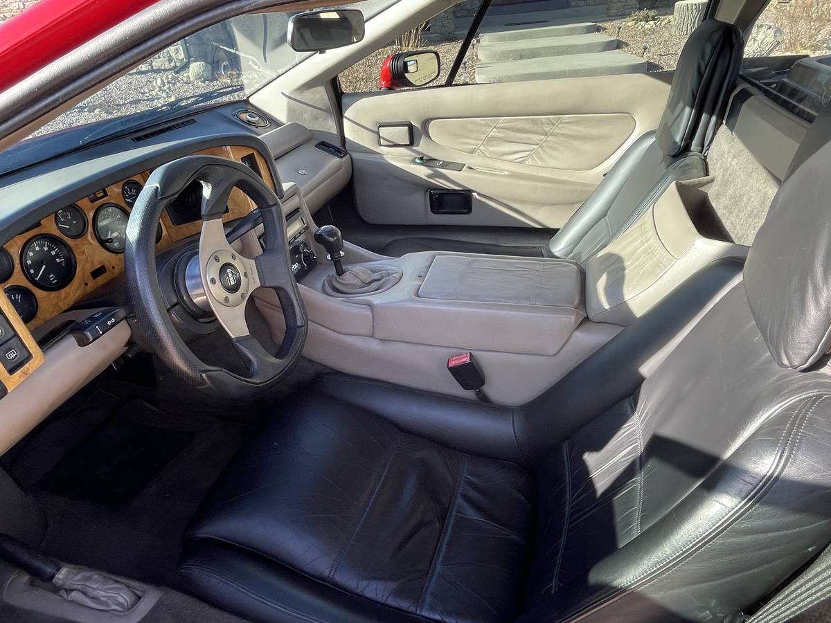 Lotus-esprit-se-1990-red-1