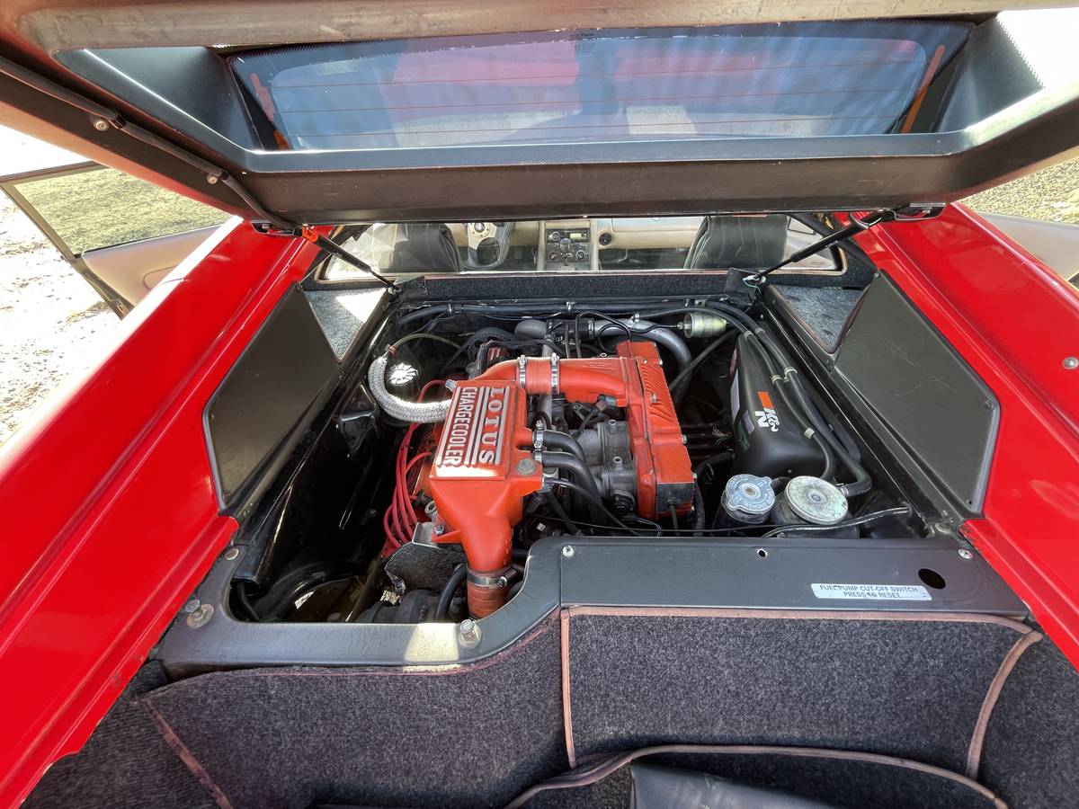 Lotus-esprit-se-1990-red-6