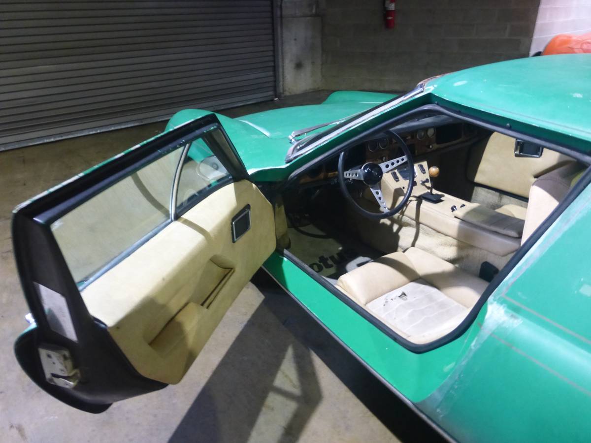Lotus-europa-1974-green-10