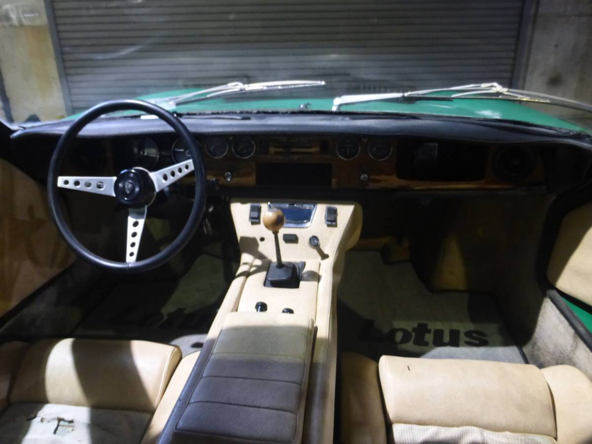 Lotus-europa-1974-green-13