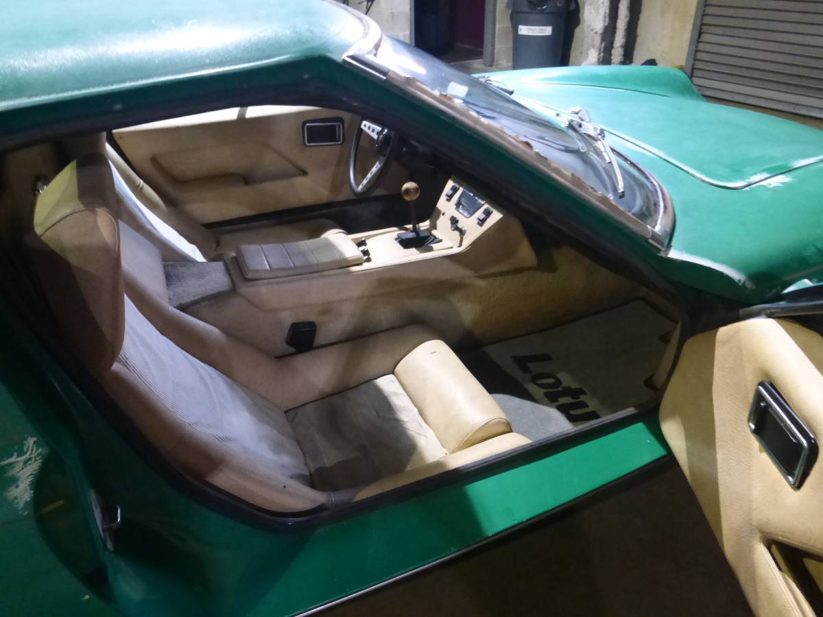 Lotus-europa-1974-green-15