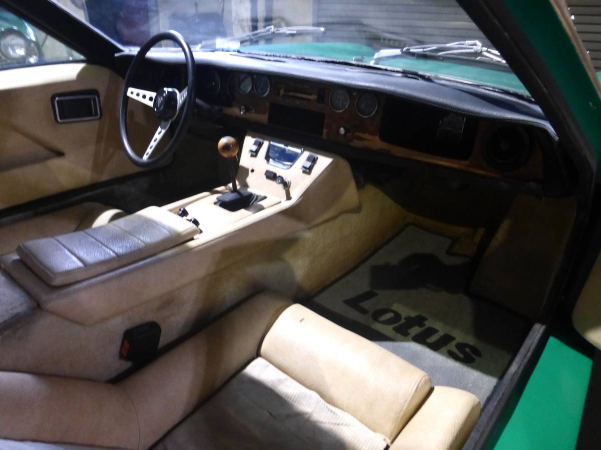 Lotus-europa-1974-green-17