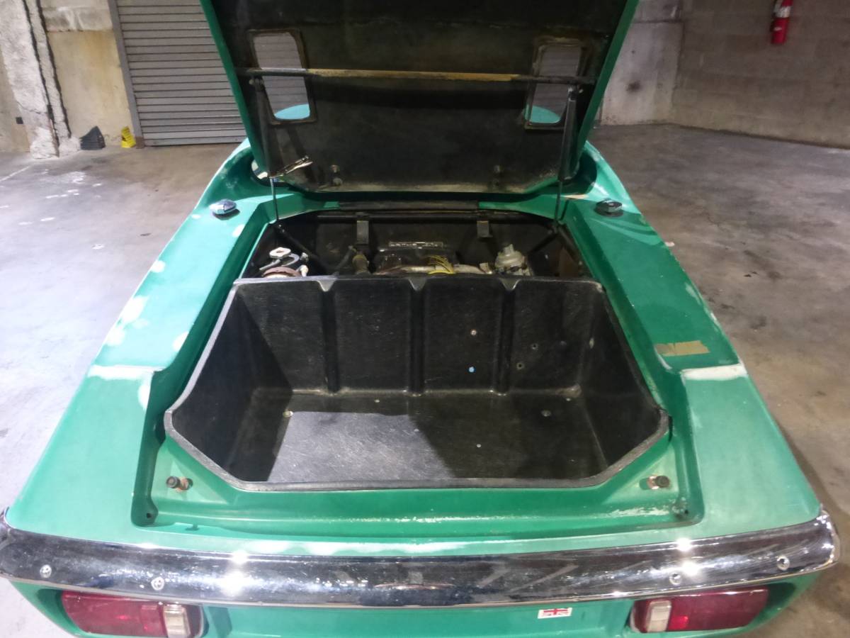 Lotus-europa-1974-green-21