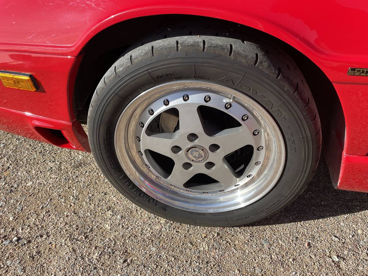 Lotus-turbo-esprit-series-3-1990-15