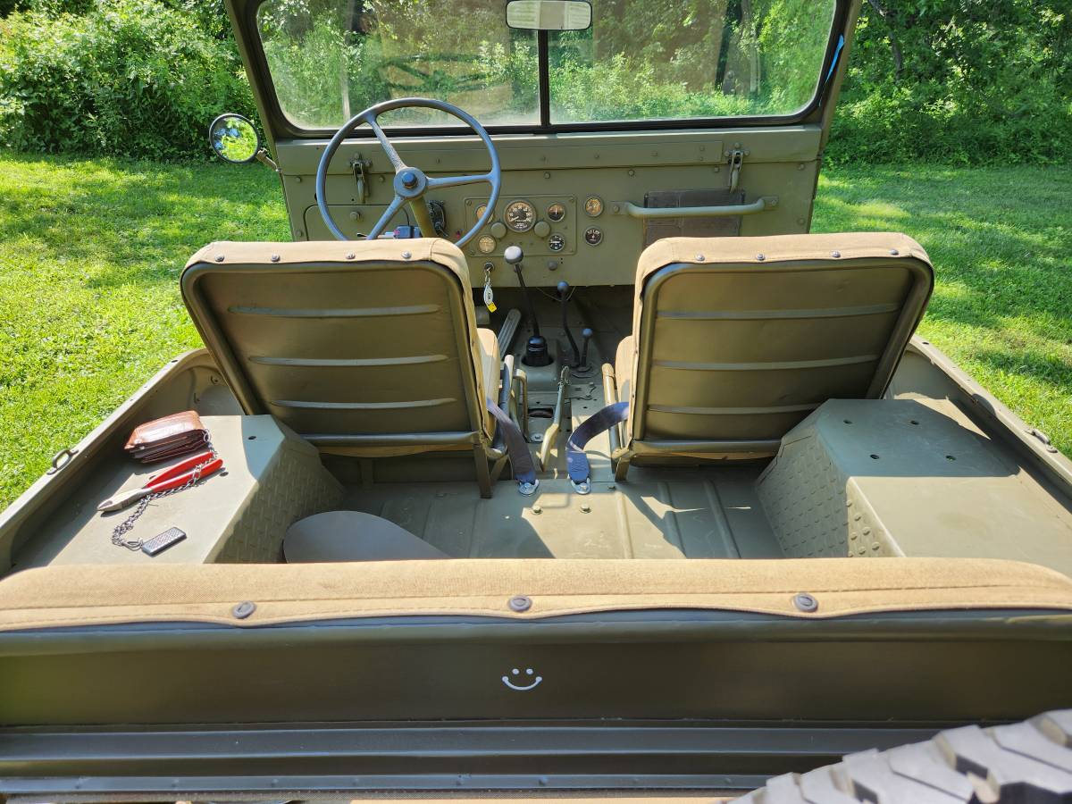 M38a2-willys-jeep-1955-green-5