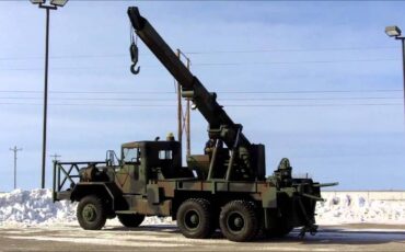 M816-am-general-wrecker-diesel-1970-green-16