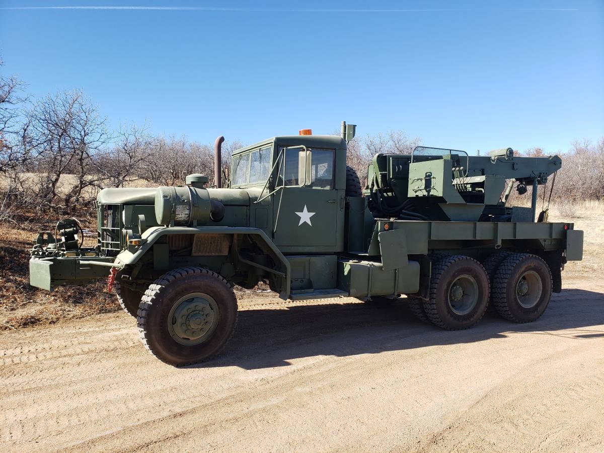 M816-am-general-wrecker-diesel-1970-green-17