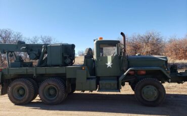 M816-am-general-wrecker-diesel-1970-green-19