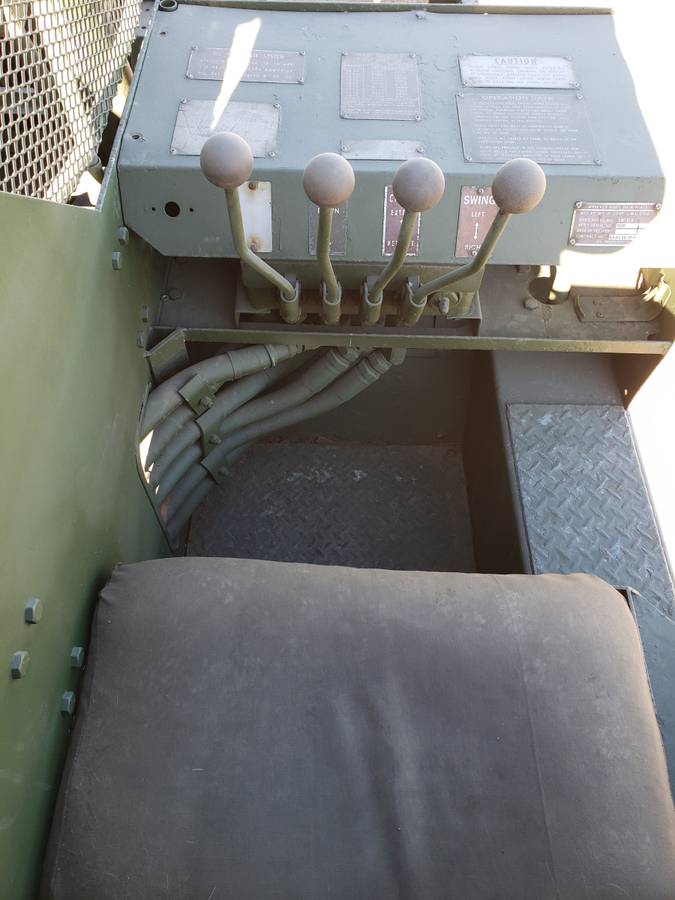 M816-am-general-wrecker-diesel-1970-green-2