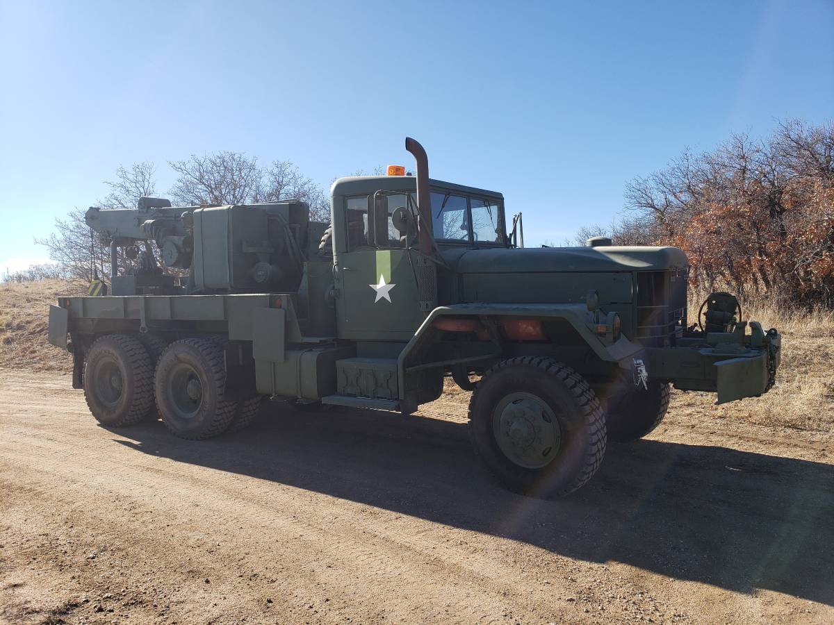 M816-am-general-wrecker-diesel-1970-green-20