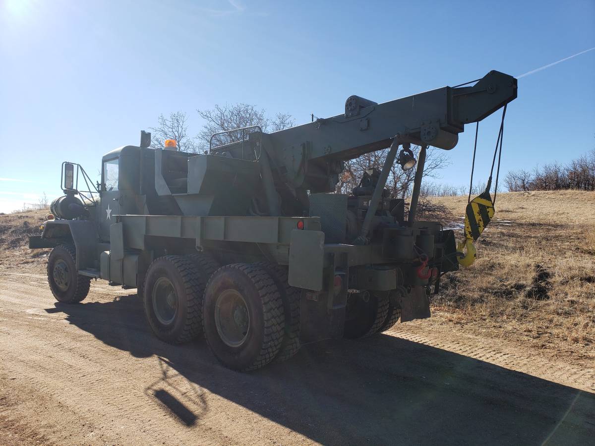 M816-am-general-wrecker-diesel-1970-green-21