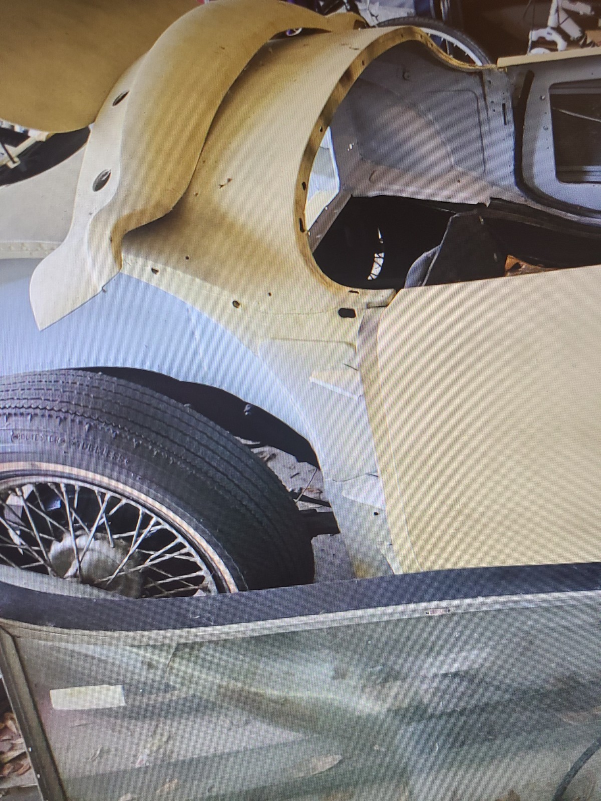 MG-MGA-1957-Convertible-12