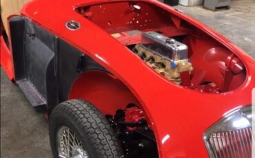 MG-MGA-1957-Convertible-21