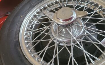 MG-MGA-1957-Convertible-5