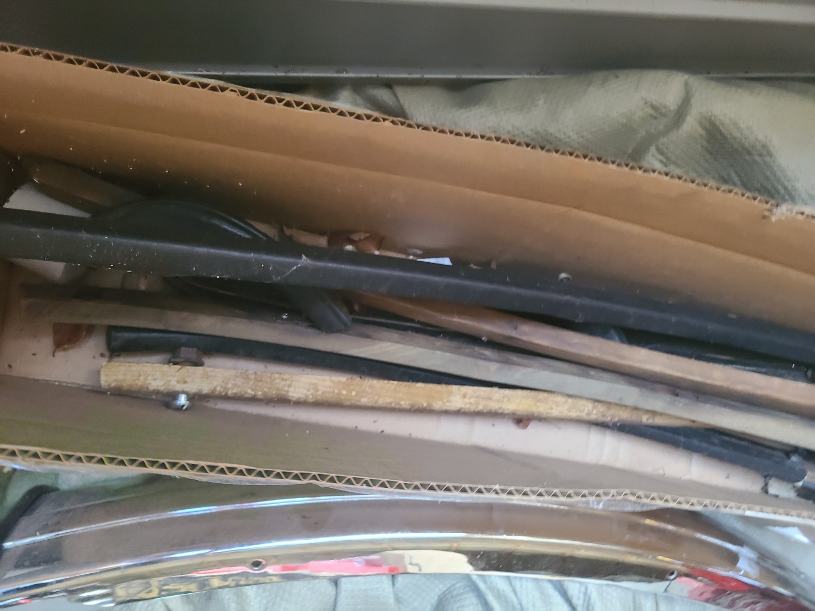 MG-MGA-1957-Convertible-8