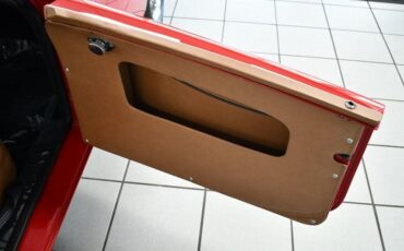 MG-MGA-1962-Convertible-22