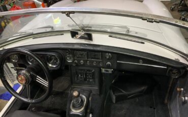 MG-MGB-1964-Convertible-1