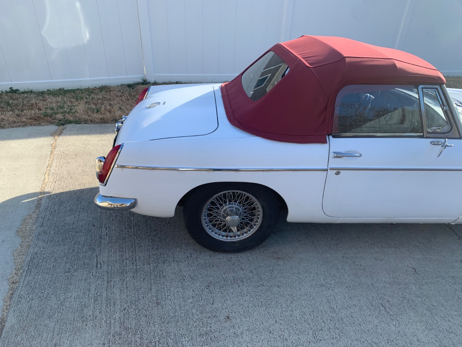 MG-MGB-1964-Convertible-13